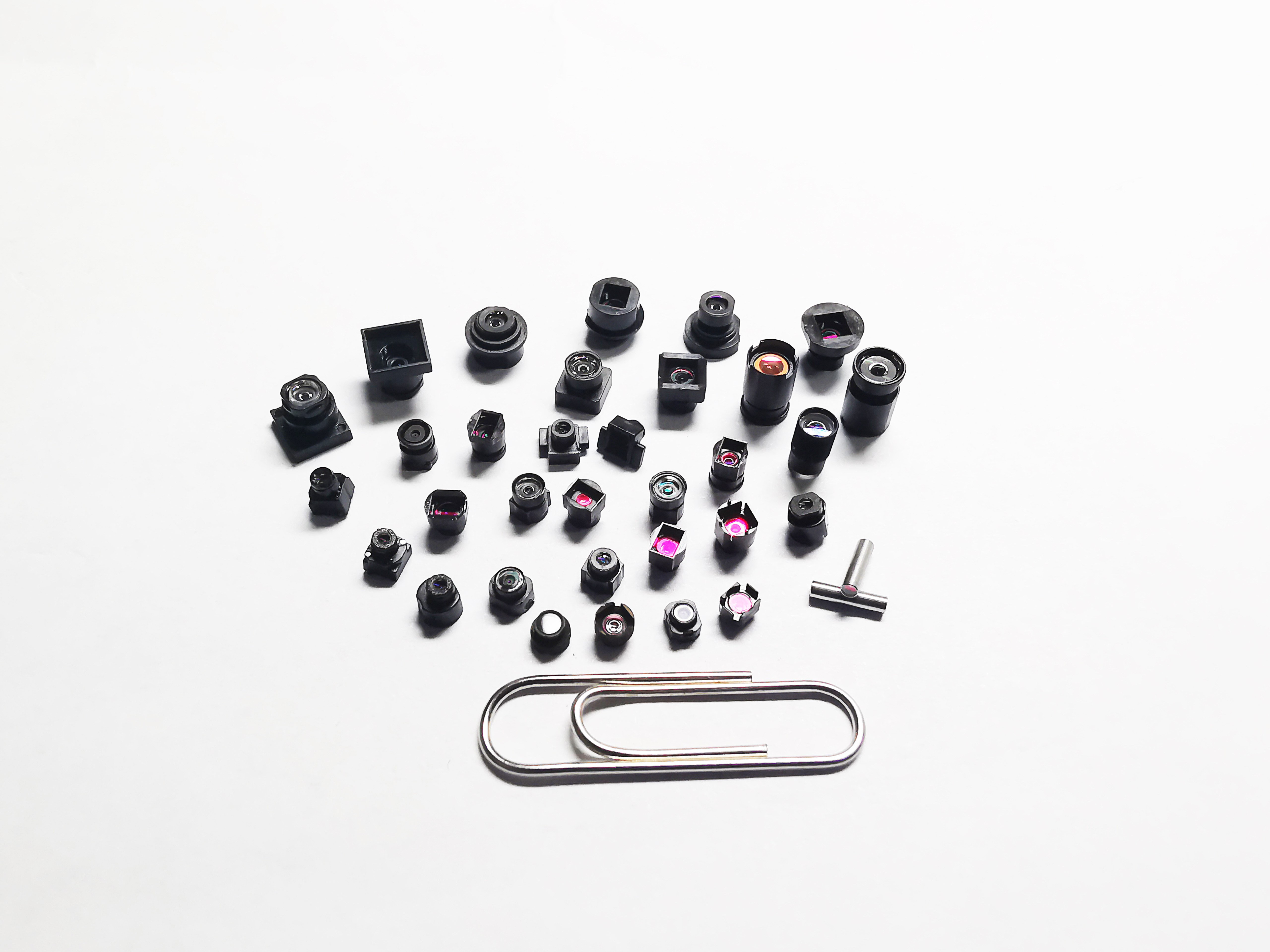 เลนส์เอนโดสโคปทางการแพทย์: ศิลปะแห่งการย่อส่วนให้สมดุลและความละเอียดสูง