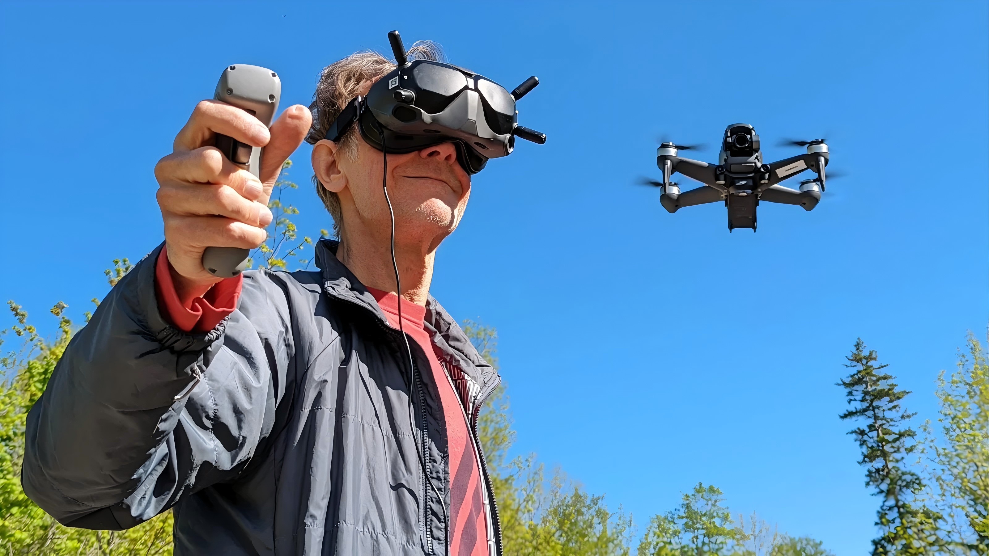 มิลลิวินาทีมีความสำคัญ: เลนส์เฉพาะทางของ FPV ลดเวลาแฝงและทำให้ภาพความเร็วสูงคมชัดขึ้นได้อย่างไร